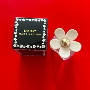 Marc Jacobs Daisy Super Cute Mini 🌼